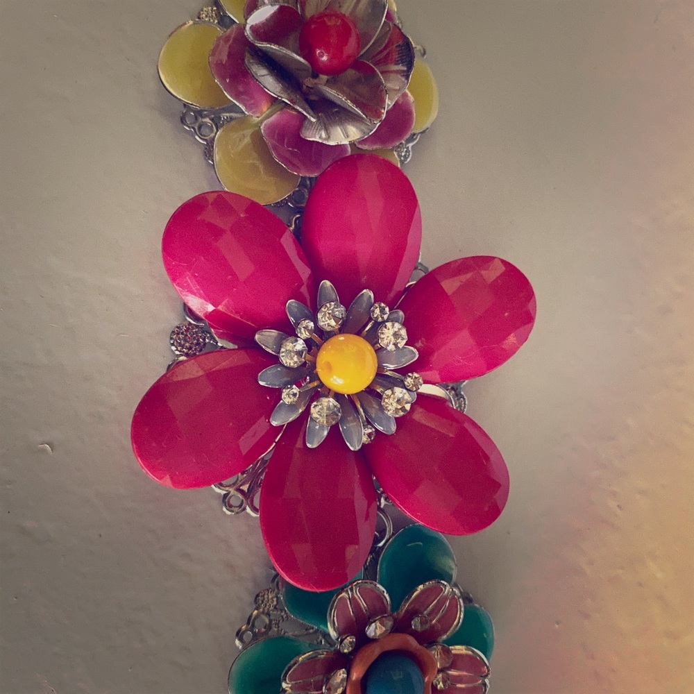 Springtime flower bracelet